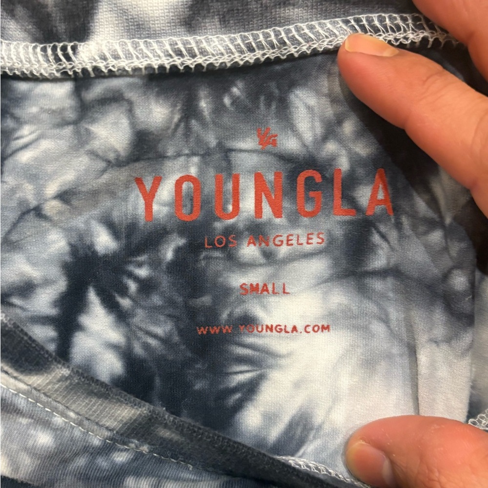 YoungLA Floral Hummingbird Tee - Black and Cream - Picture 3 of 4
